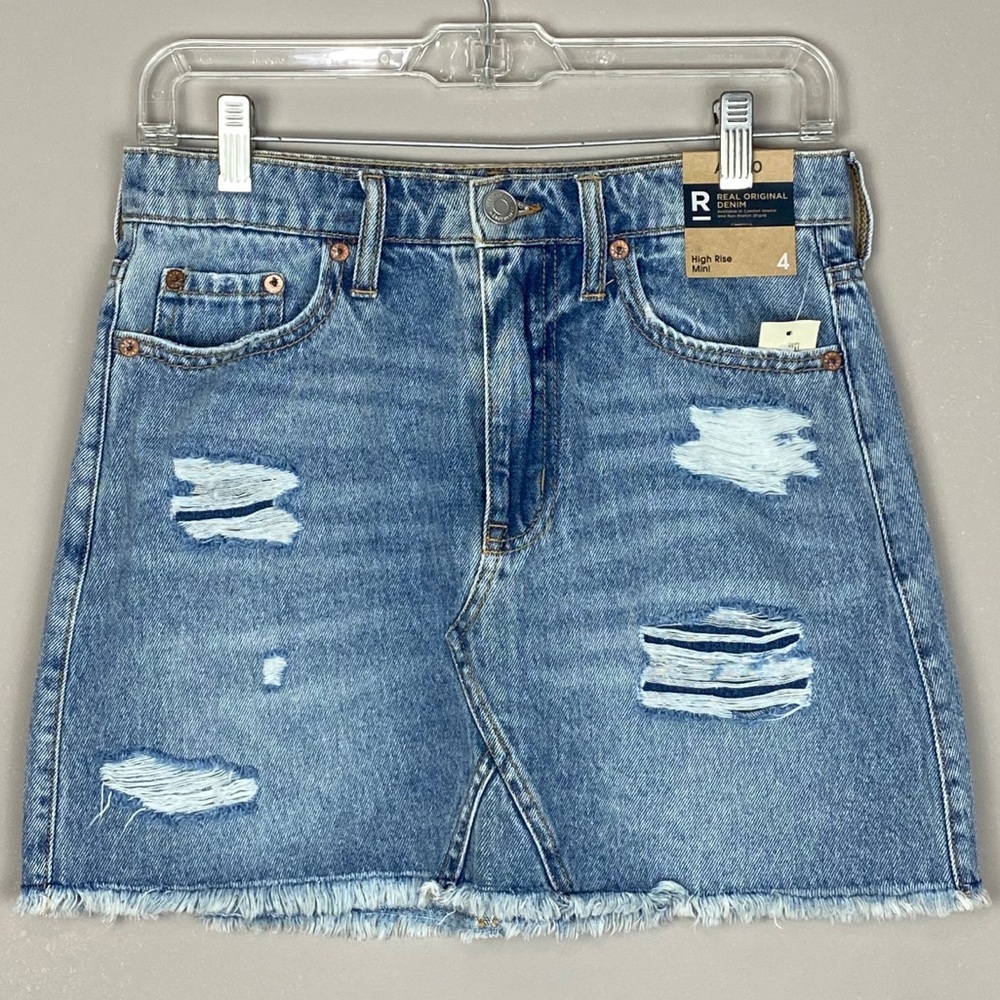 Aeropostale denim skirt NWT size 4
